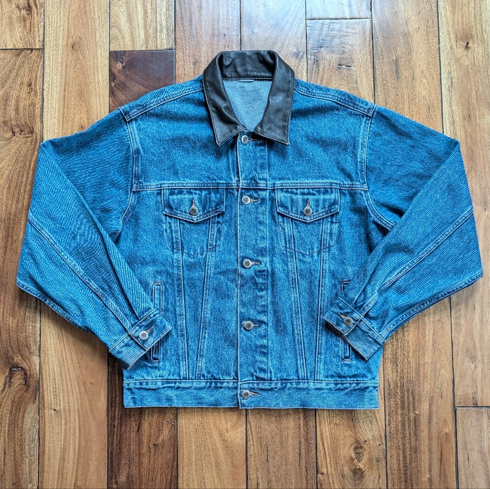 Taz Looney Tunes Denim Jacket (M) - Picture 2 of 9